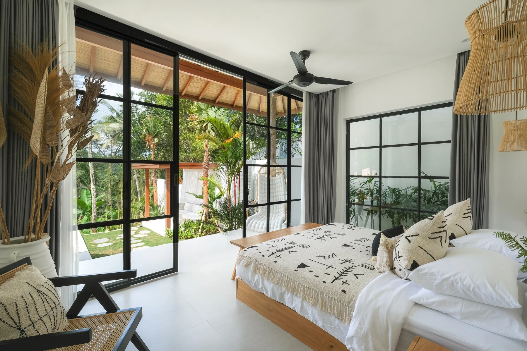 Villa Lestari bedroom